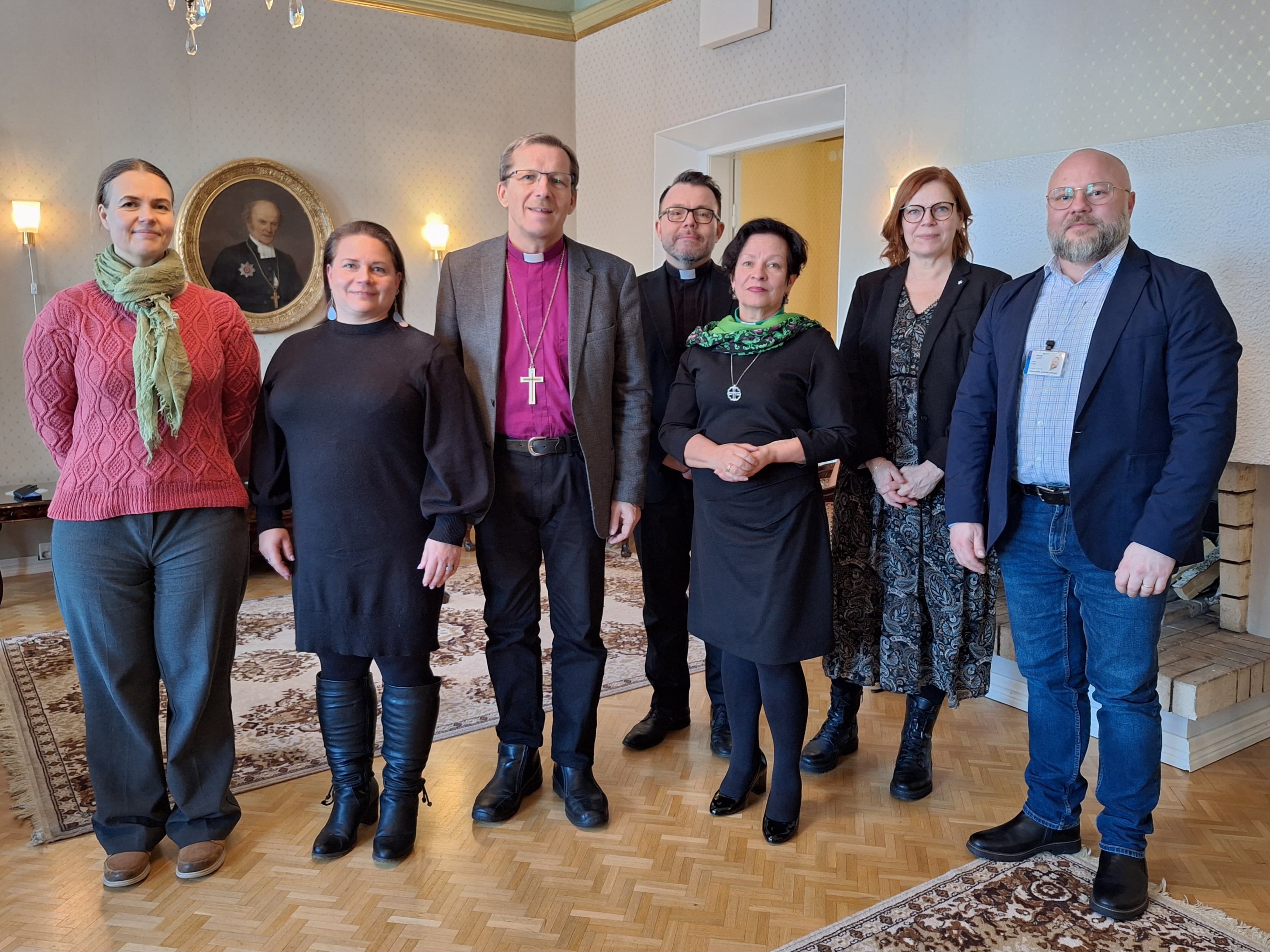 Pohteen lasten, nuorten ja perheiden erityispalveluiden palvelujohtaja Marja Salonen (vas.), Pohteen perhe-...