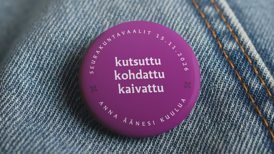seurakuntavaalit pinssi (1).jpg