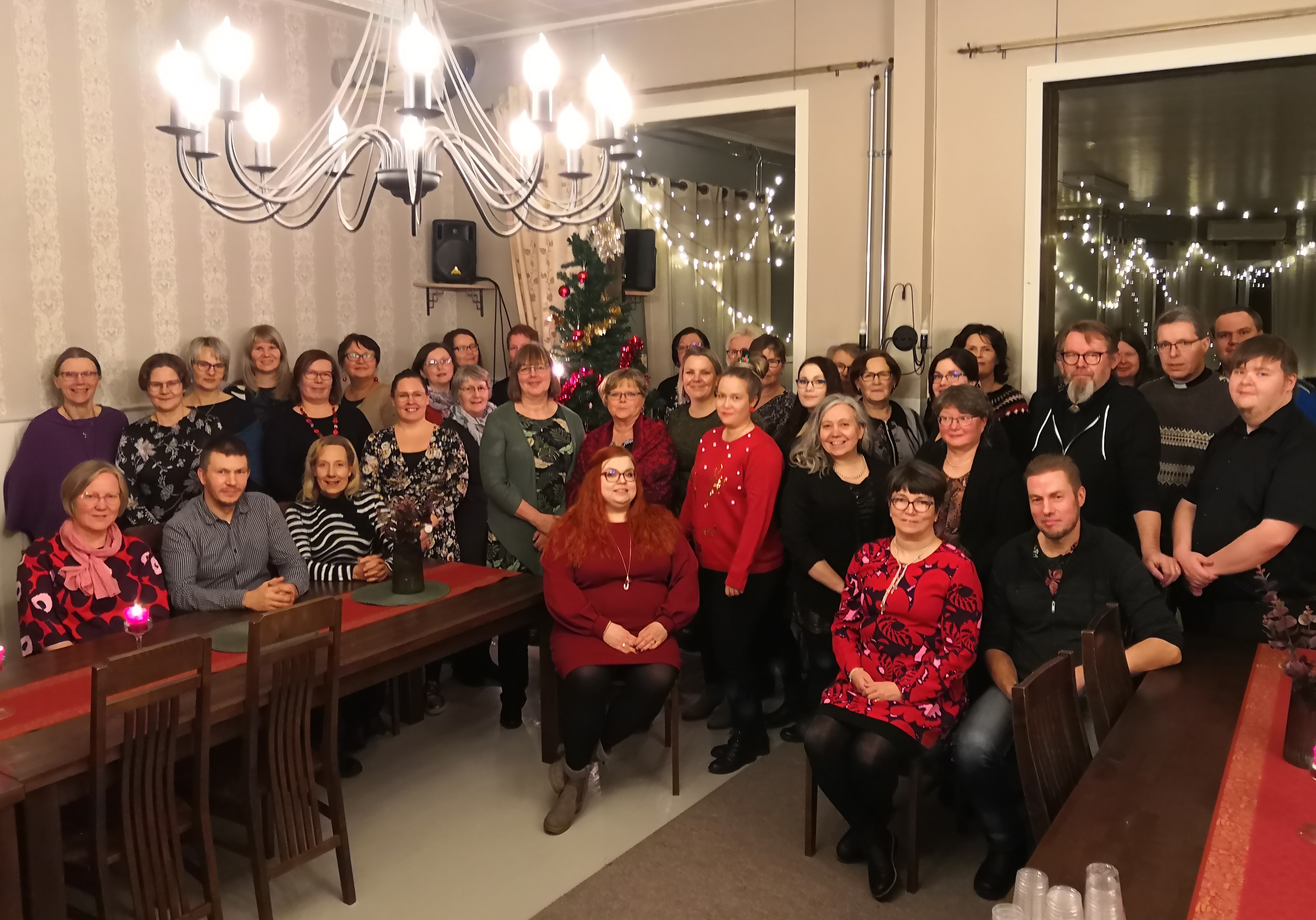 Ylivieskan seurakunnan työntekijät ovat tavattavissa puhelimitse